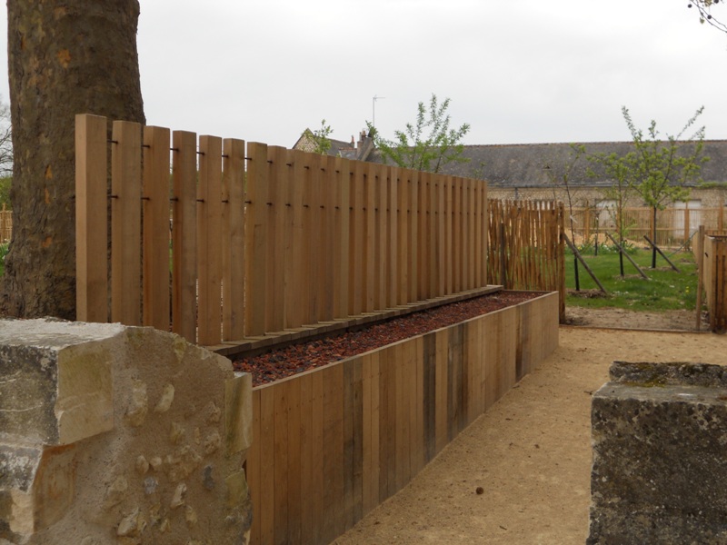 Amenagement des jardins du Prieure de Saint Cosme4