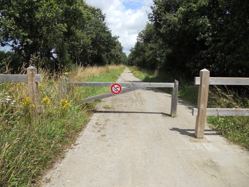 Barriere Carre Pivotante avec chicane