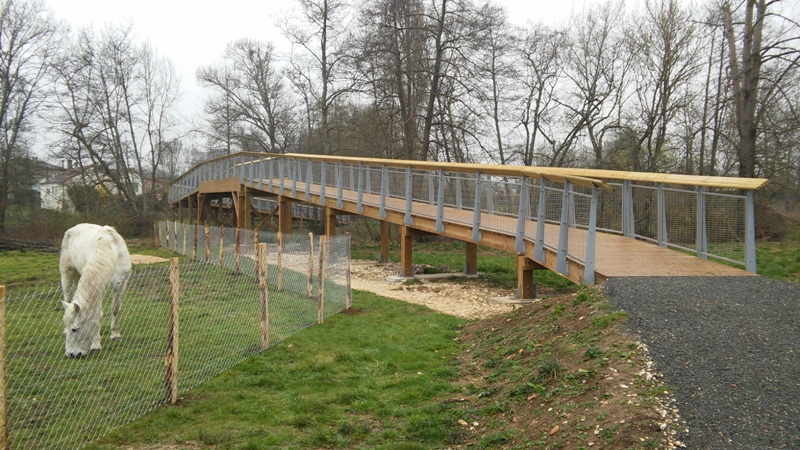 passerelle en pin traite 010108