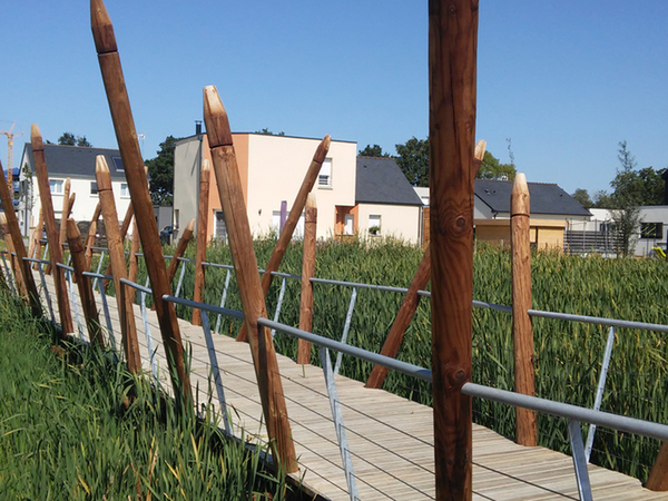 Passerelle bois/métal - ST SYLVAIN D'ANJOU