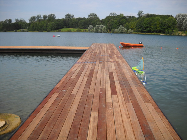 Platelage en bois - TORCY